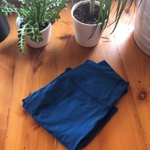 Lululemon wunder unders!